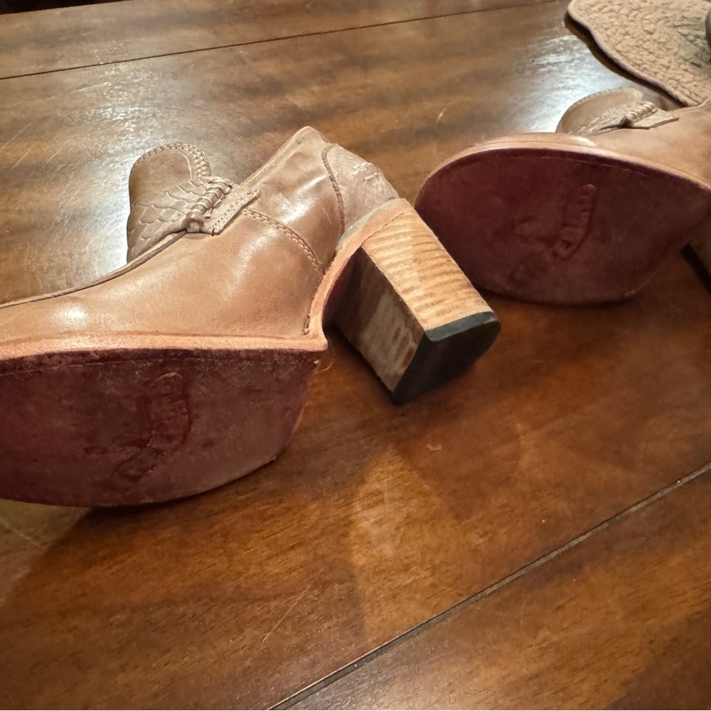 Freebird Bellevue Taupe - Picture 4 of 7